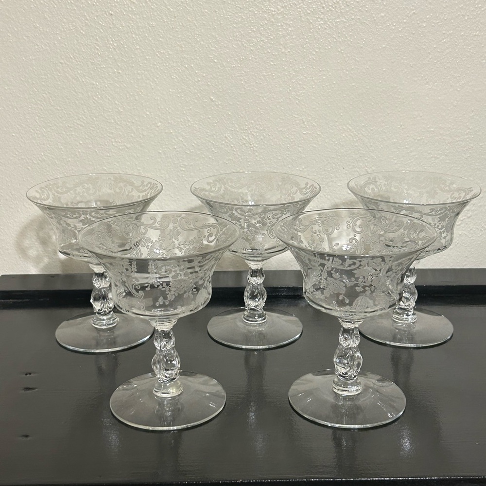 Cambridge Chantilly Etched‎ Glass Lot of 5 Champagne Flutes Glasses